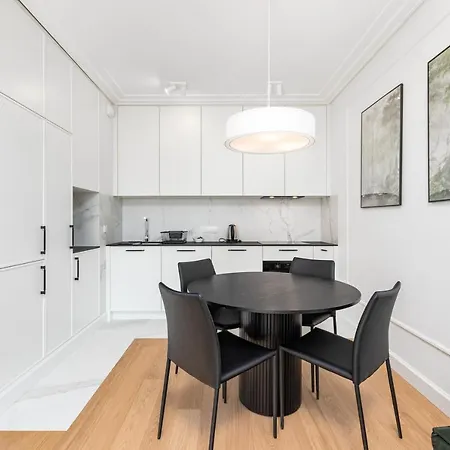 Szwedzka 22b By Homeprime * Varšava